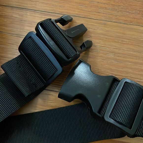 Like Dreams Orange Camo Print Belt Bag Fanny Pack Waist Pack Unisex - Picture 9 of 10